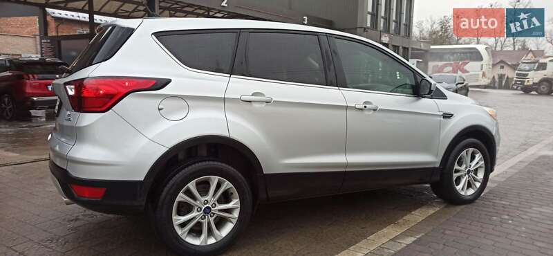 Внедорожник / Кроссовер Ford Escape 2019 в Ивано-Франковске фото 11 Внедорожник / Кроссовер Ford Escape 2019 в Ивано-Франковске