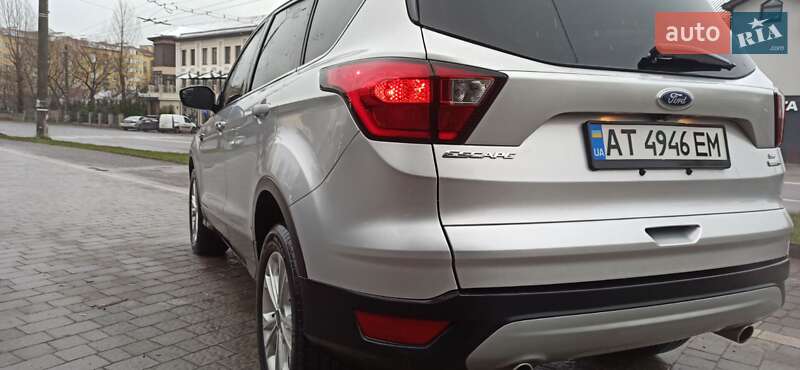 Внедорожник / Кроссовер Ford Escape 2019 в Ивано-Франковске фото 19 Внедорожник / Кроссовер Ford Escape 2019 в Ивано-Франковске
