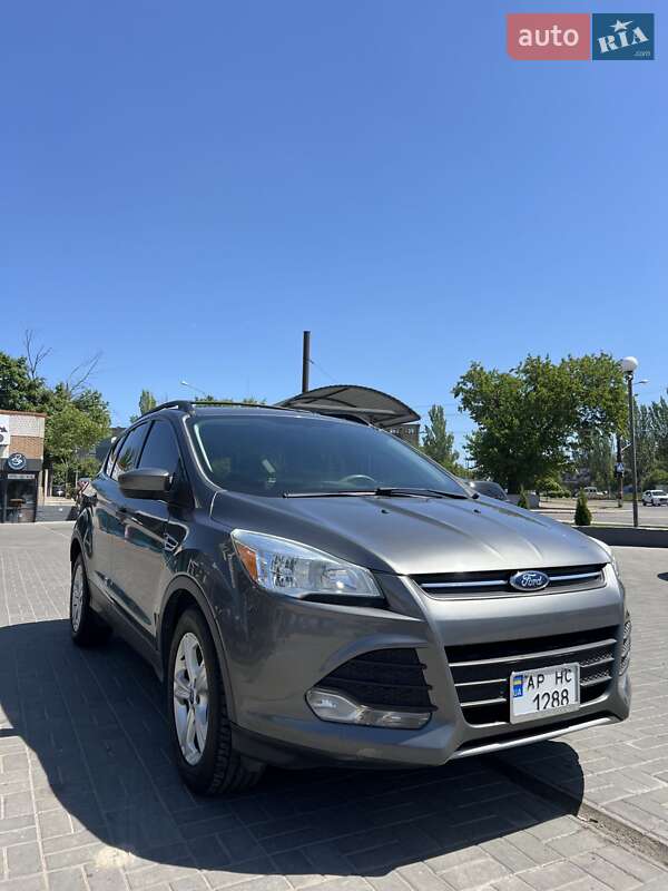 Внедорожник / Кроссовер Ford Escape 2012 в Каменском