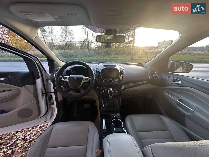 Внедорожник / Кроссовер Ford Escape 2014 в Ужгороде