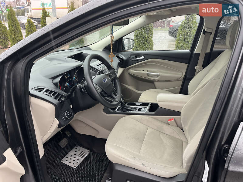 Позашляховик / Кросовер Ford Escape 2018 в Софіївській Борщагівці