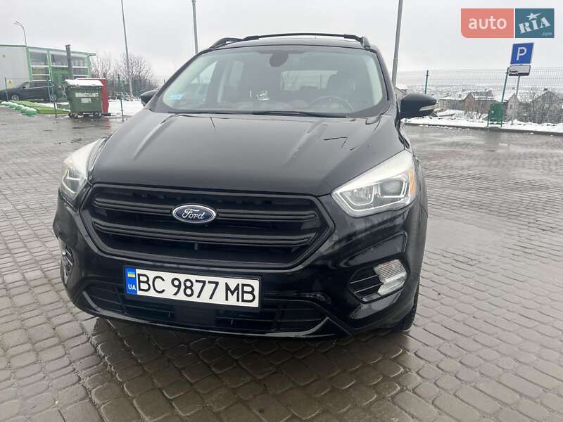 Позашляховик / Кросовер Ford Escape 2016 в Львові