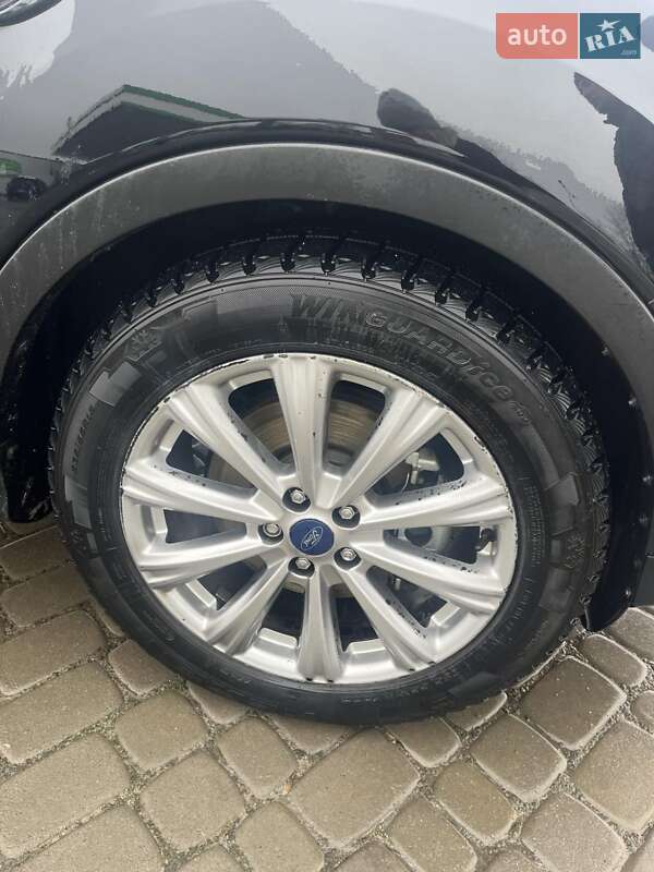 Позашляховик / Кросовер Ford Escape 2016 в Львові