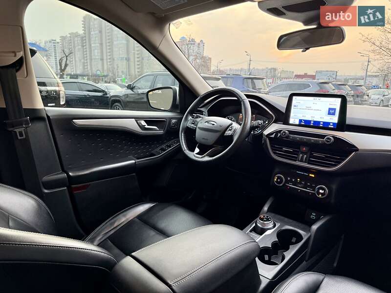 Внедорожник / Кроссовер Ford Escape 2020 в Харькове