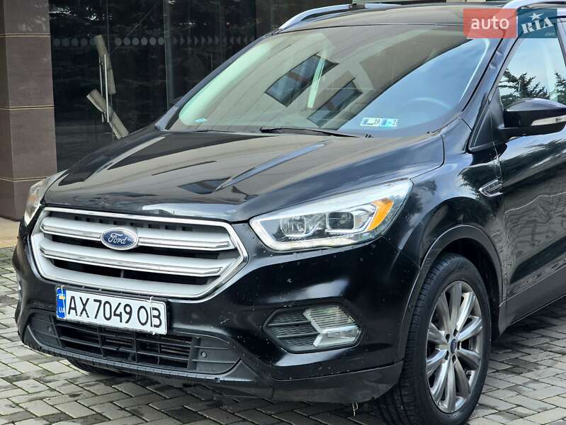 Внедорожник / Кроссовер Ford Escape 2017 в Харькове