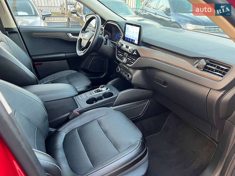 Позашляховик / Кросовер Ford Escape 2019 в Полтаві