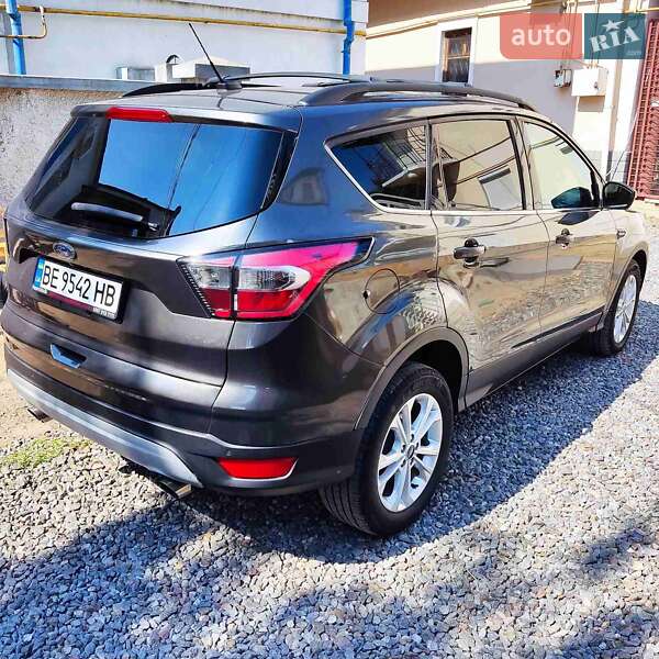 Позашляховик / Кросовер Ford Escape 2016 в Миколаєві