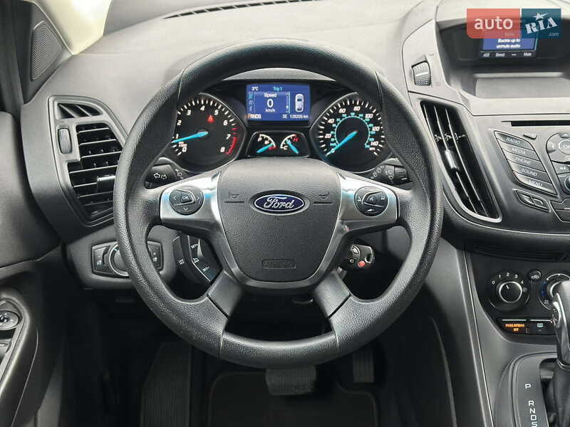 Позашляховик / Кросовер Ford Escape 2015 в Києві