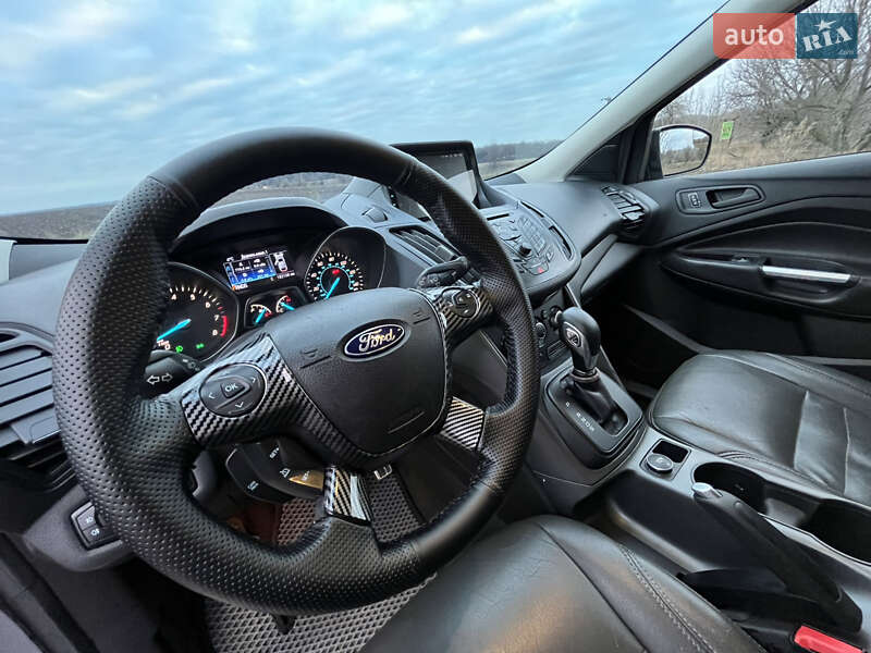Внедорожник / Кроссовер Ford Escape 2015 в Умани