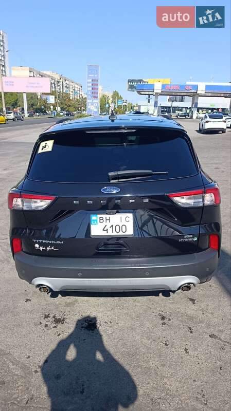 Внедорожник / Кроссовер Ford Escape 2020 в Одессе