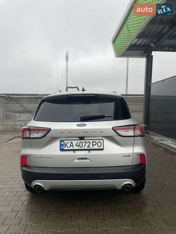 Внедорожник / Кроссовер Ford Escape 2020 в Киеве