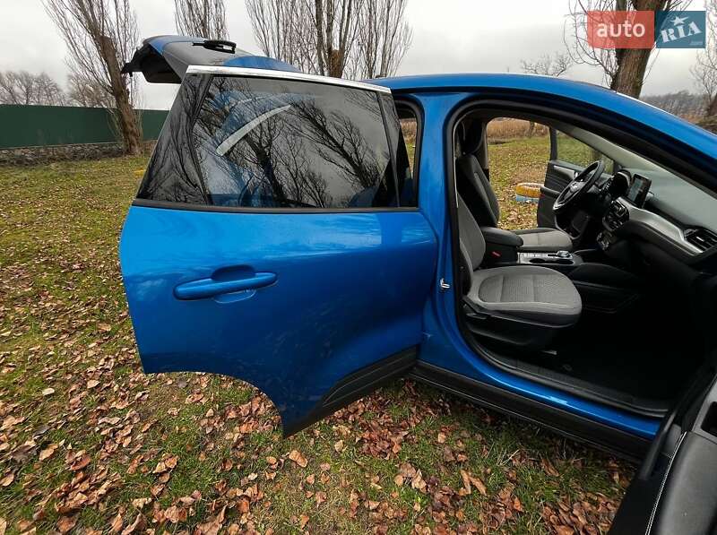 Позашляховик / Кросовер Ford Escape 2020 в Саврані