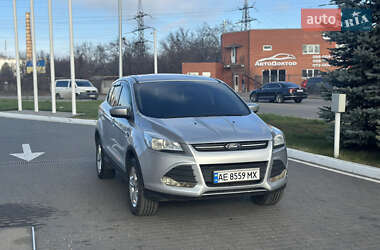 Внедорожник / Кроссовер Ford Escape 2015 в Днепре