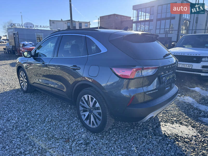 Позашляховик / Кросовер Ford Escape 2020 в Івано-Франківську