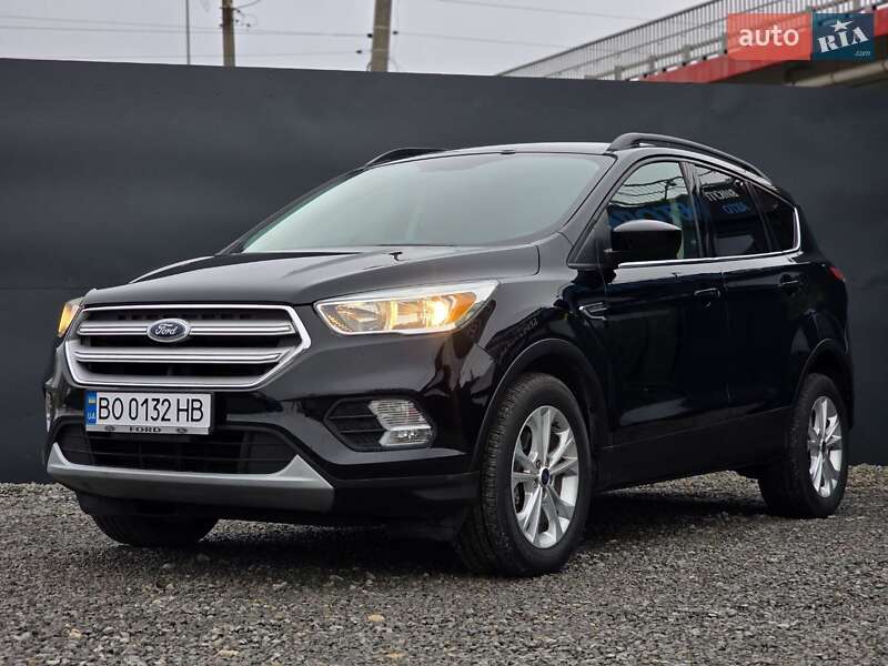Внедорожник / Кроссовер Ford Escape 2017 в Тернополе