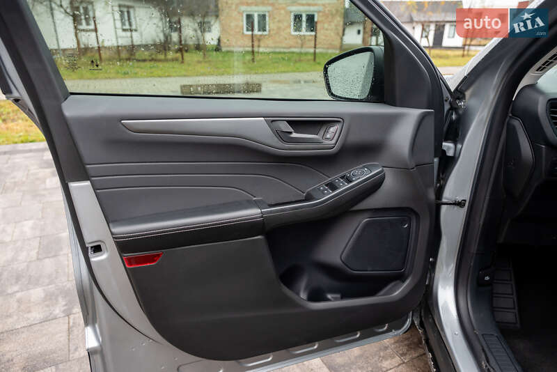 Внедорожник / Кроссовер Ford Escape 2024 в Коломые