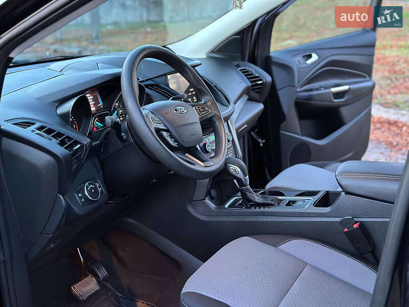 Внедорожник / Кроссовер Ford Escape 2019 в Днепре