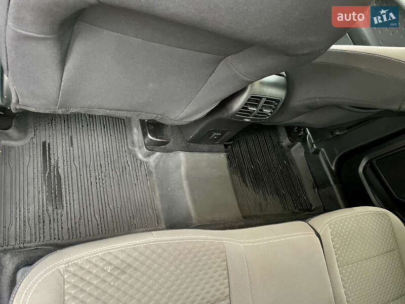 Внедорожник / Кроссовер Ford Escape 2020 в Ровно фото 13 Внедорожник / Кроссовер Ford Escape 2020 в Ровно
