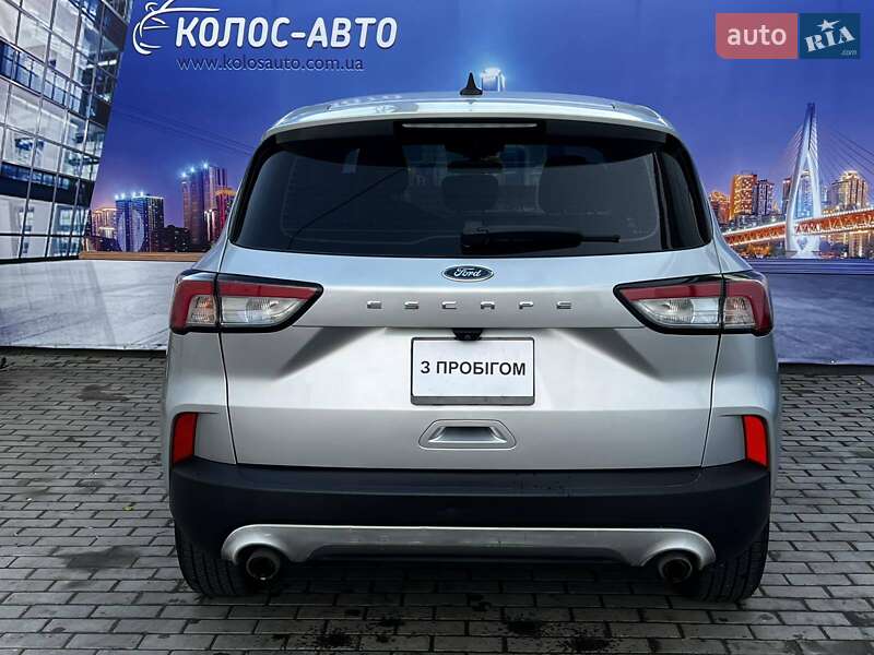 Внедорожник / Кроссовер Ford Escape 2020 в Черкассах