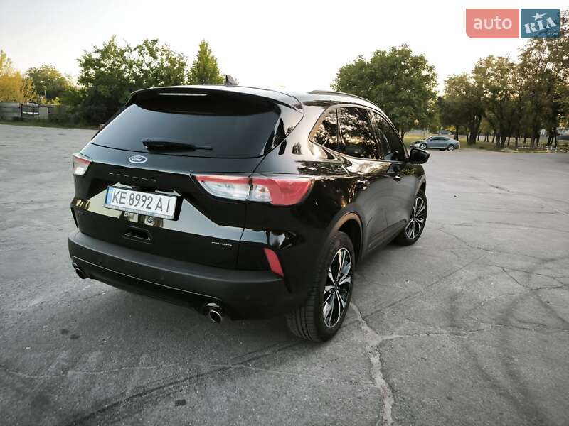 Внедорожник / Кроссовер Ford Escape 2021 в Павлограде