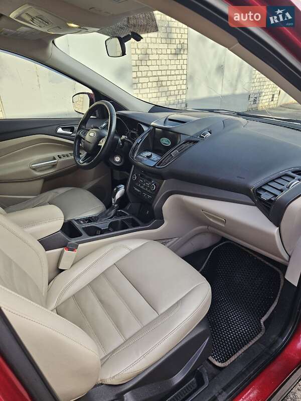 Внедорожник / Кроссовер Ford Escape 2018 в Харькове фото 13 Внедорожник / Кроссовер Ford Escape 2018 в Харькове