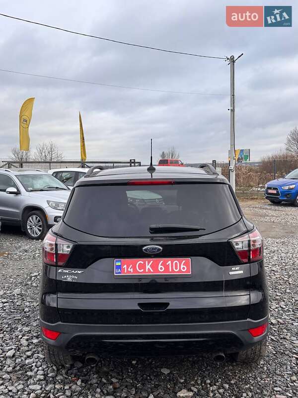 Внедорожник / Кроссовер Ford Escape 2018 в Львове