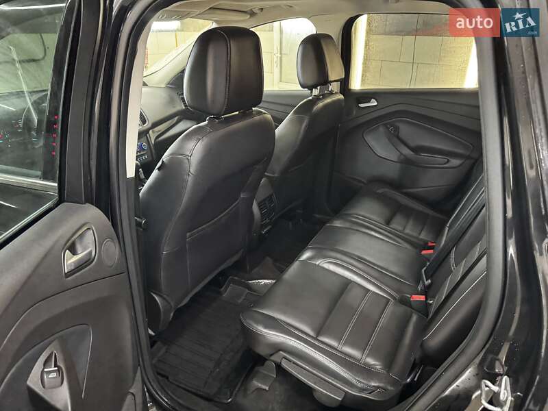 Позашляховик / Кросовер Ford Escape 2017 в Києві