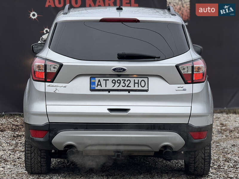 Позашляховик / Кросовер Ford Escape 2018 в Івано-Франківську