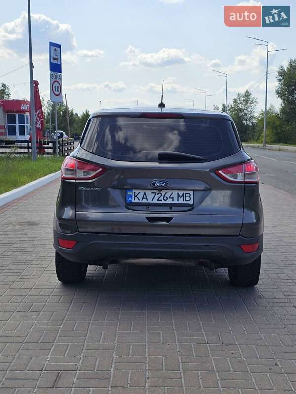 Внедорожник / Кроссовер Ford Escape 2015 в Киеве фото 6 Внедорожник / Кроссовер Ford Escape 2015 в Киеве