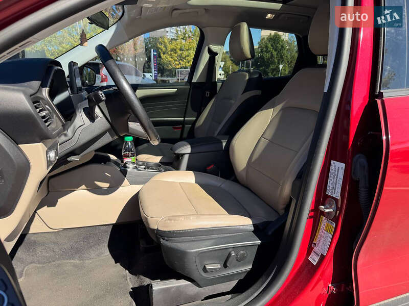 Позашляховик / Кросовер Ford Escape 2021 в Києві фото 12 Позашляховик / Кросовер Ford Escape 2021 в Києві