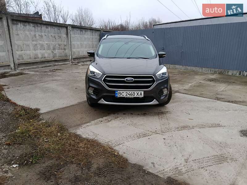 Внедорожник / Кроссовер Ford Escape 2017 в Львове