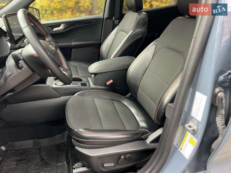 Позашляховик / Кросовер Ford Escape 2023 в Львові