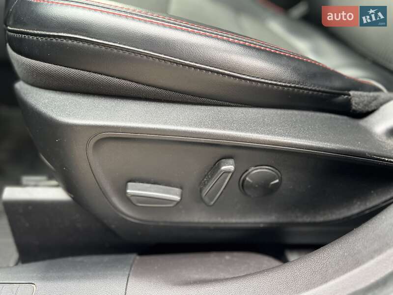 Позашляховик / Кросовер Ford Escape 2023 в Львові