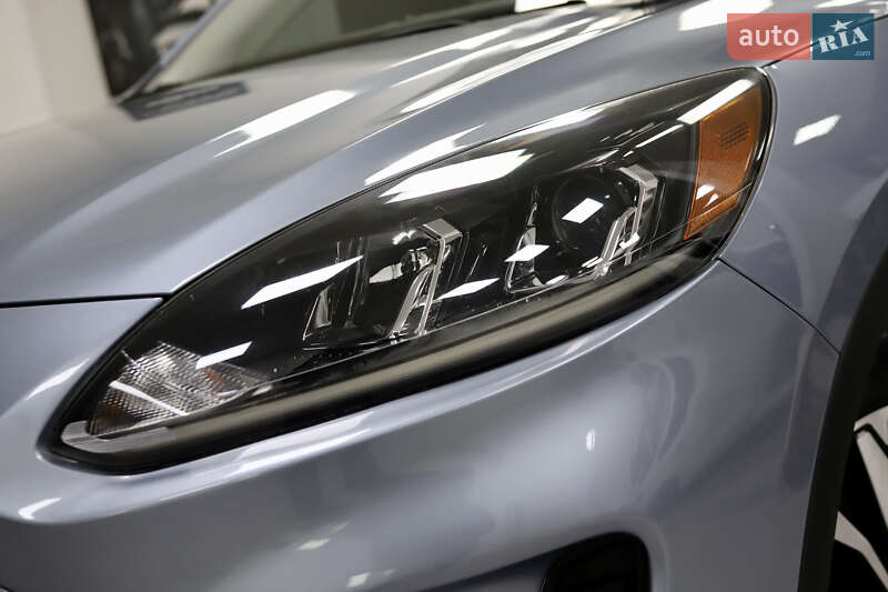 Позашляховик / Кросовер Ford Escape 2023 в Дрогобичі