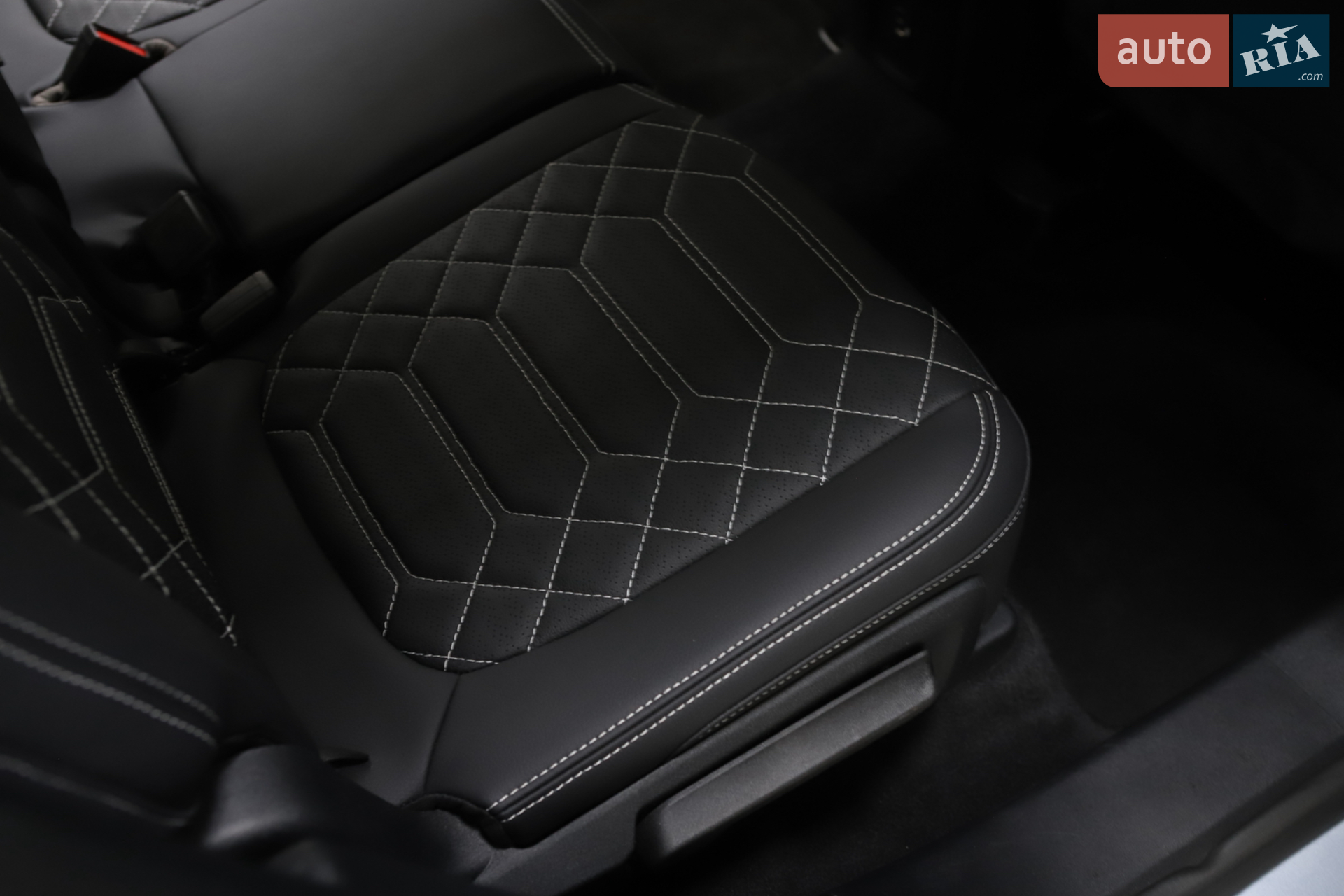2021 Ford Escape - мініатюра 110