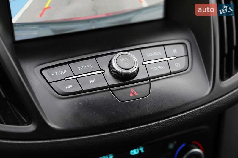 Внедорожник / Кроссовер Ford Escape 2018 в Киеве