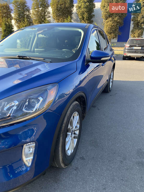 Внедорожник / Кроссовер Ford Escape 2021 в Белой Церкви