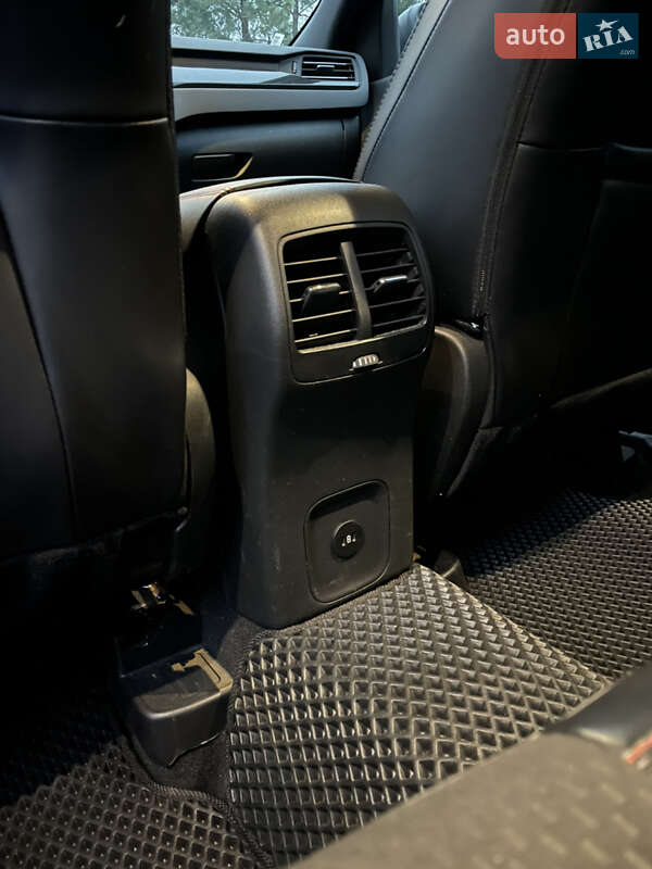 Позашляховик / Кросовер Ford Escape 2024 в Вінниці