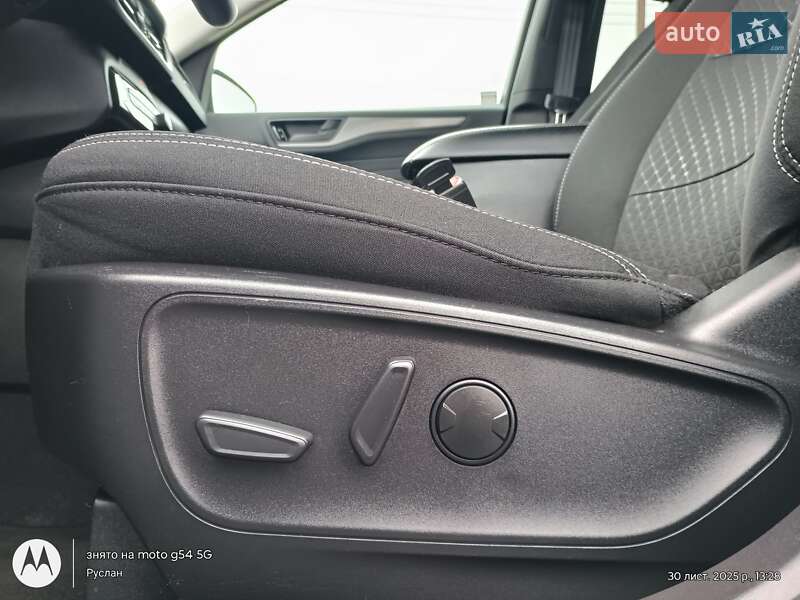 Позашляховик / Кросовер Ford Escape 2024 в Хусті