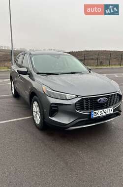 Внедорожник / Кроссовер Ford Escape 2024 в Ровно