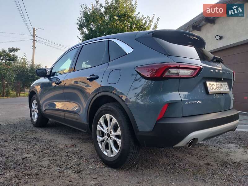 Внедорожник / Кроссовер Ford Escape 2023 в Золочеве фото 8 Внедорожник / Кроссовер Ford Escape 2023 в Золочеве