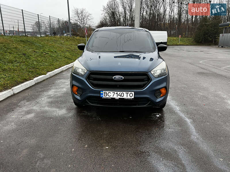 Внедорожник / Кроссовер Ford Escape 2017 в Львове