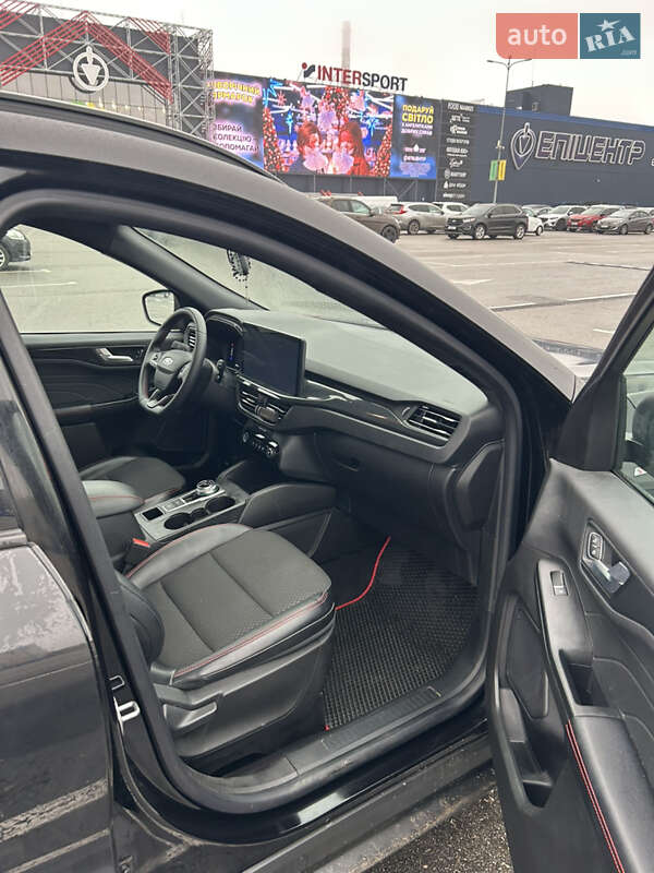 Внедорожник / Кроссовер Ford Escape 2023 в Киеве