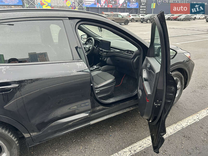 Внедорожник / Кроссовер Ford Escape 2023 в Киеве