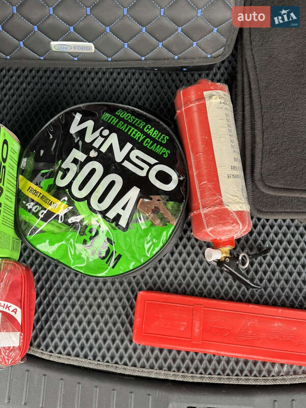 Внедорожник / Кроссовер Ford Escape 2016 в Самборе