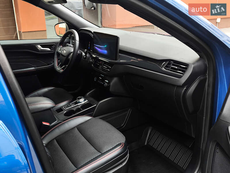 Внедорожник / Кроссовер Ford Escape 2023 в Ивано-Франковске