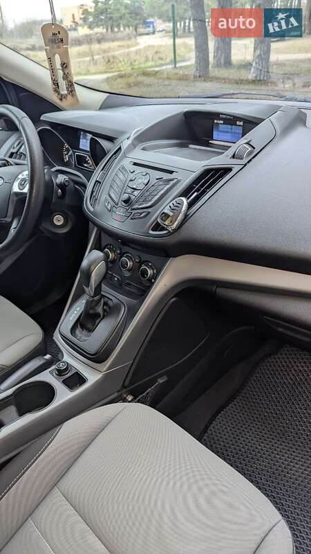 Внедорожник / Кроссовер Ford Escape 2015 в Сумах фото 14 Внедорожник / Кроссовер Ford Escape 2015 в Сумах