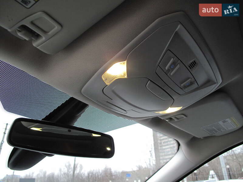 Внедорожник / Кроссовер Ford Escape 2016 в Киеве