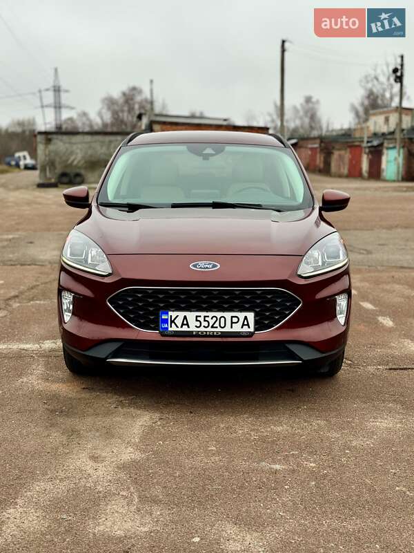 Внедорожник / Кроссовер Ford Escape 2021 в Чернигове