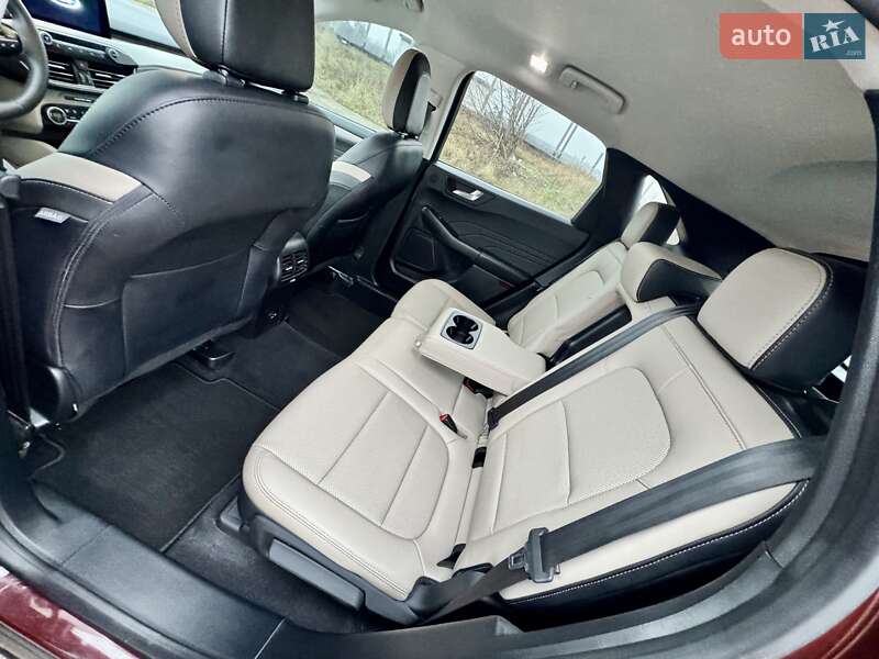 Внедорожник / Кроссовер Ford Escape 2021 в Чернигове